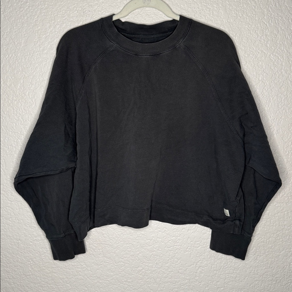 Vuori Sunnyside Crewneck Sweatshirt Charcoal Cropped Pullover Oversized L XL - Picture 3 of 7